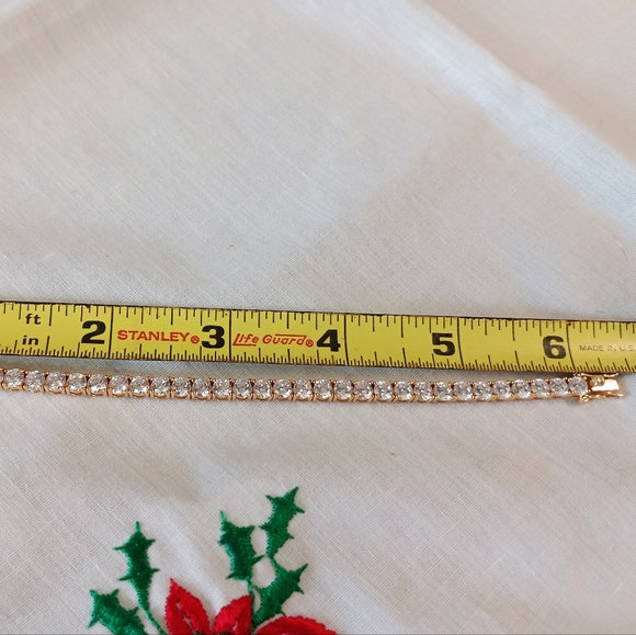 NWOT Gorgeous Gold Plated 4mm CZ Tennis Bracelet (6") - Picture 8 of 16